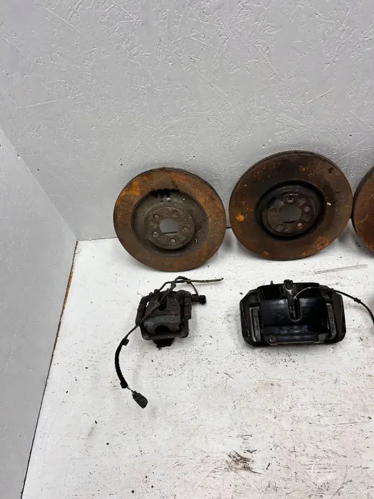 Remset Jaguar F-TYPE OEM CQM1331 Voor & Achter image 4