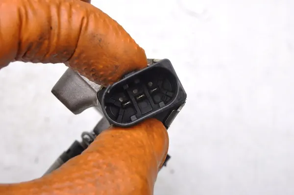 SEAT IBIZA V 1.0 TSI Rampe de carburant 04E906036AT image 4