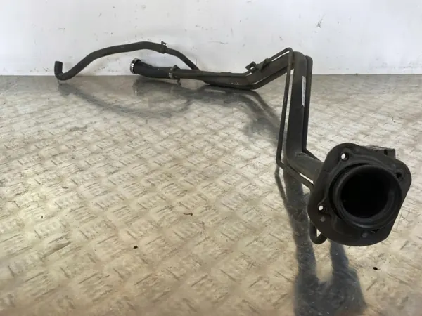 MG ZS Brandstofvulpijp OEM 10432280 - Gebruikt image 6