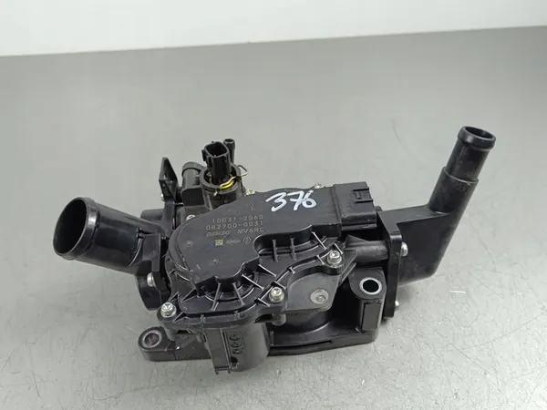 Nissan X-Trail T33 Boîtier de thermostat 96001110E image 1