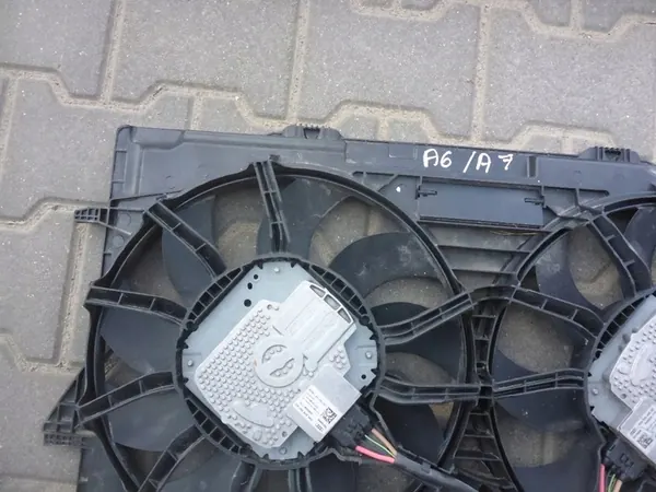 AUDI A8 D4 Kylarrubrik Fläkt 4H0121003N image 3