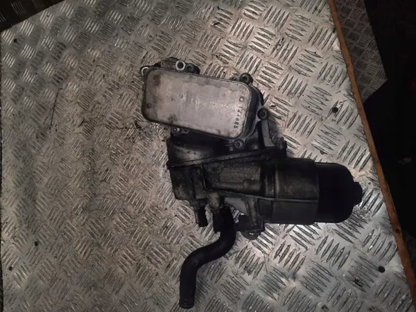 Base de arrefecedor de óleo OEM 31212108F para Jeep image 2