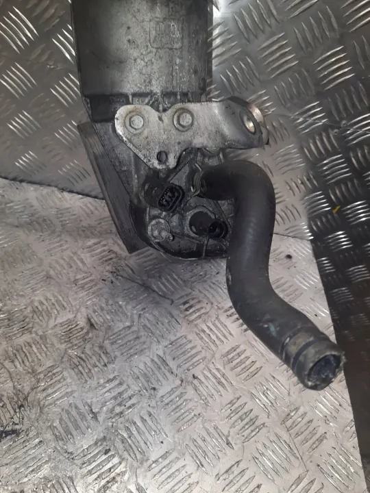 Base de arrefecedor de óleo OEM 31212108F para Jeep image 4