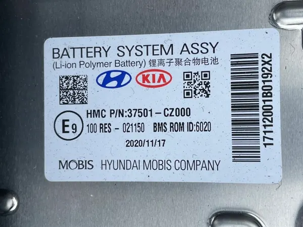 Hybride accu OEM 37501-CZ000 100Ah voor Hyundai Tucson IV image 4
