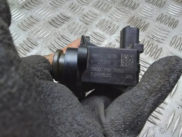 Actuador turbo Peugeot 308 OEM 70111505 - Usado image 4