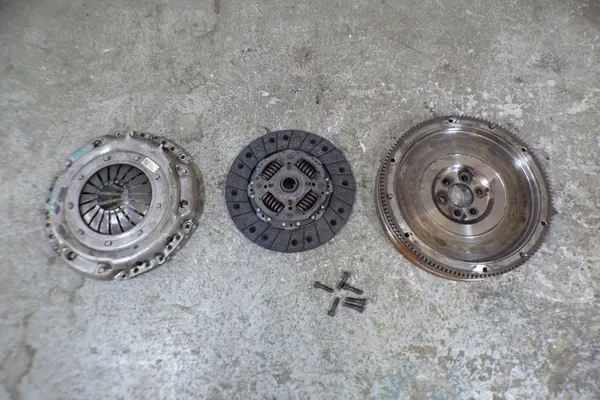 Disco de embreagem 1.4 TDI SKODA FABIA III image 2