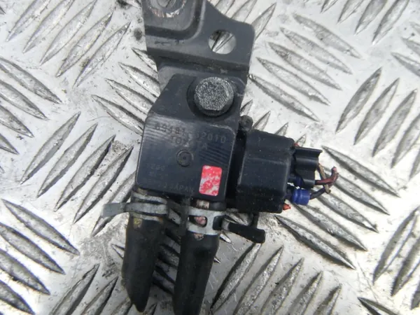 Capteur de pression DPF Toyota Yaris Auris Avensis RAV 89481-52010 image 1