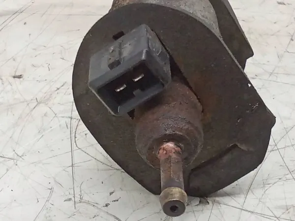 Bomba combustible calefacción auxiliar BMW 9122394 image 3