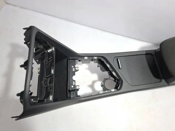 Accoudoir central Volkswagen Tiguan 2016 OEM 5NB863241A image 6