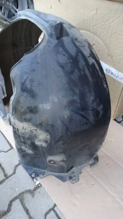 Oikea Etulokasuoja 8V0821172M Audi A3 image 4