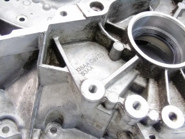 Versnellingsbak behuizing OEM 253AA 936AA gebruikt image 6