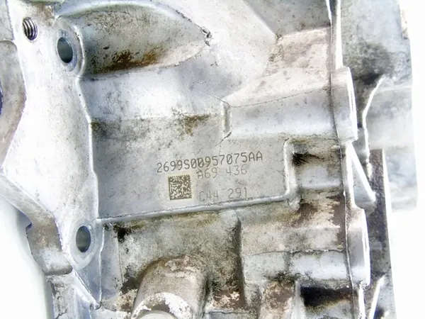 Versnellingsbak behuizing OEM 253AA 936AA gebruikt image 8