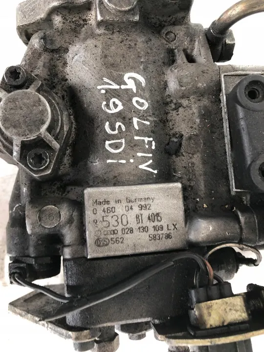 VW GOLF IV 1.9 TDI Kraftstoffpumpe 028130109L image 2