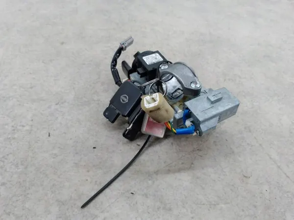 Gebruikt Nissan Qashqai I stationair onderdeel OEM 28590C9968 image 9