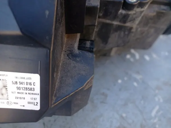 Farol Dianteiro Direito Skoda Rapid Lift 17- Xenon Full Led 5JB941016C image 4