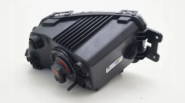 VW PASSAT NMS II USA 18-22 FAROL HALÓGENO ESQUERDO image 2