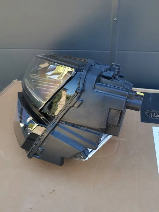 FARO ESQUERDO FULL LED SKODA KAROQ image 3