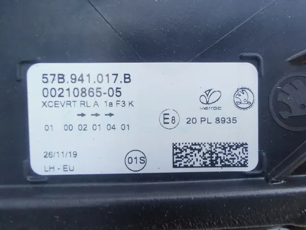 FARO ESQUERDO FULL LED SKODA KAROQ image 6