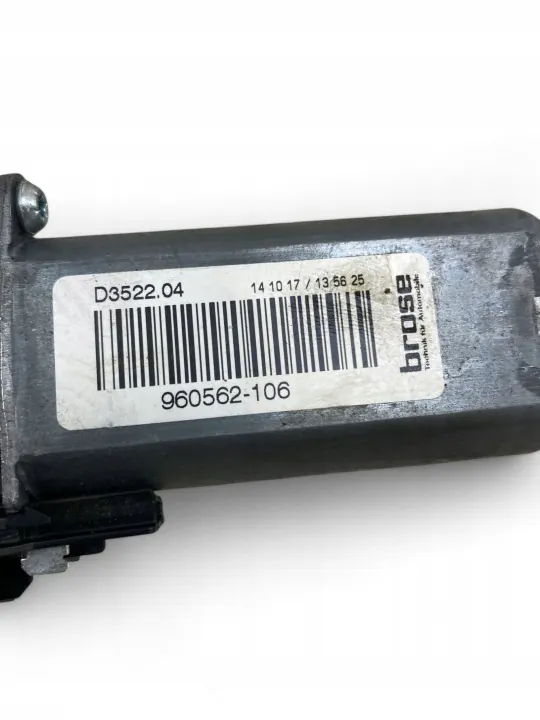 Mercedes-Benz GLS X166 Sitzverstellmotor - Gebraucht image 9