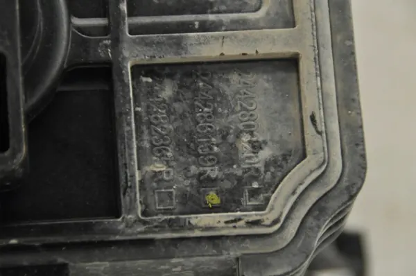 Support batterie OEM 648946748R pour Dacia Sandero III image 7