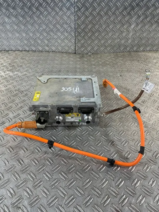 Mercedes-Benz Acculader OEM A0009001108 Gebruikt image 2