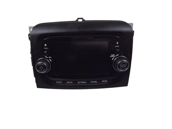 Fiat 500L Radio Navigation OEM 07355674440 - Gebraucht image 2
