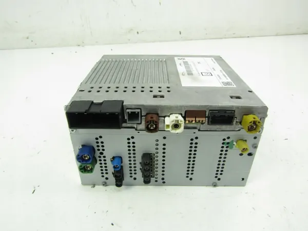 Jaguar I-PACE Radio OEM J9D3-19C211-SF Begagnad image 5