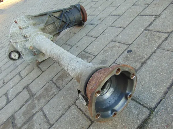 Front Axle VW Touareg I 7L 5.0 TDI V10 Automatic image 6