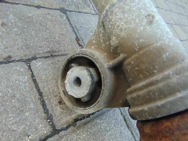 Front Axle VW Touareg I 7L 5.0 TDI V10 Automatic image 9