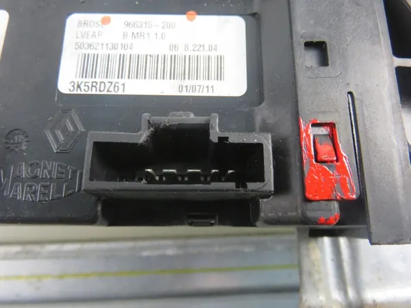 Elevador de Vidro Esquerdo Renault Megane III 807210002R image 8