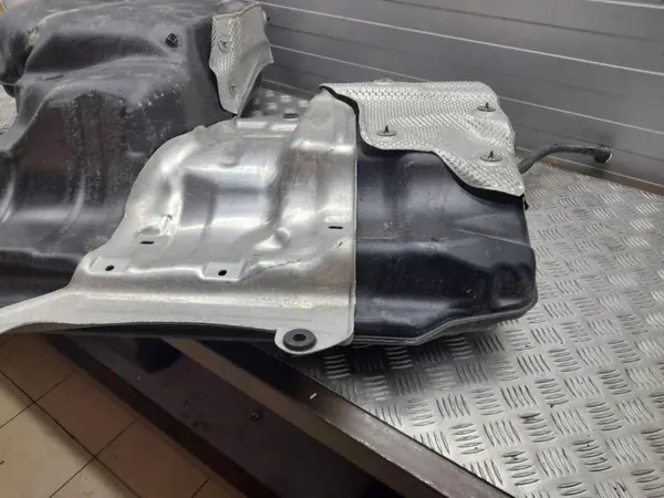 Polttoainesäiliö OEM 4G0201021CF Audi A6 C7 2.0TFSI image 9