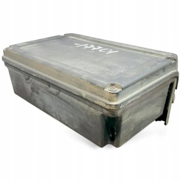 Volvo zekeringkast OEM 22310172 - Gebruikte staat image 4