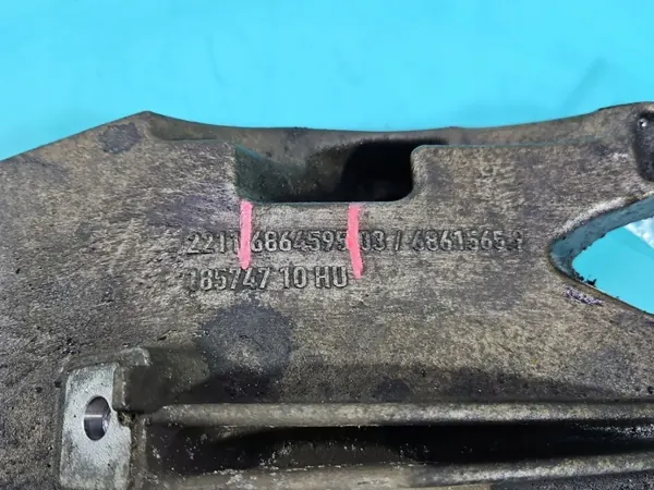 Suporte Motor BMW OEM 6864595 Lado Esquerdo 2.0D image 3