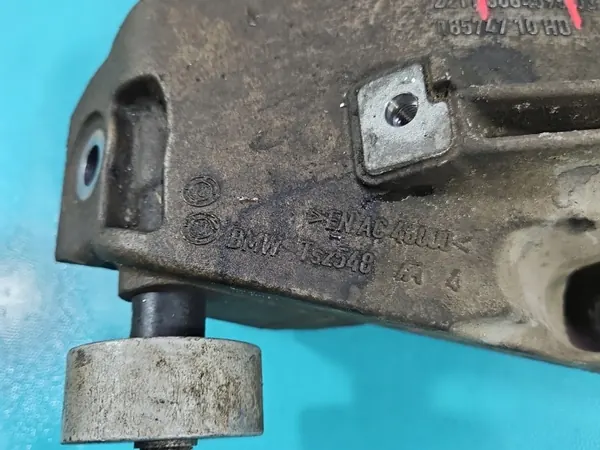 Suporte Motor BMW OEM 6864595 Lado Esquerdo 2.0D image 4