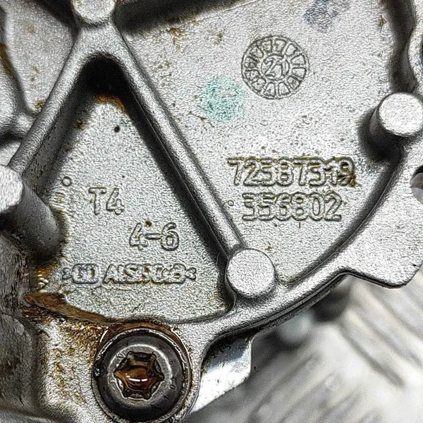 Begagnad BMW oljepump OEM 72387319 för 2 Gran Coupe image 7