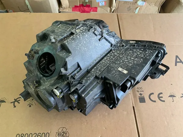 Skoda FULL LED KAROQ Direito 57B941018B image 4