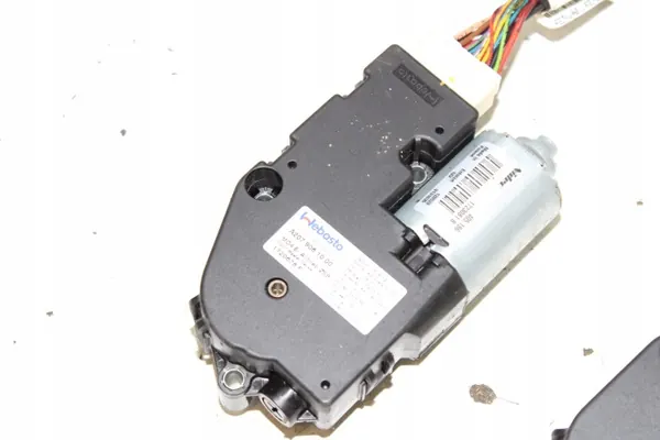 Motor de techo solar OEM 2079061000 Mercedes W207 image 2