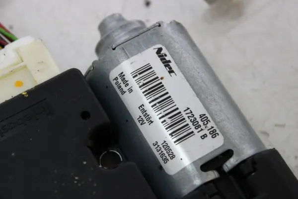 Motor de techo solar OEM 2079061000 Mercedes W207 image 3