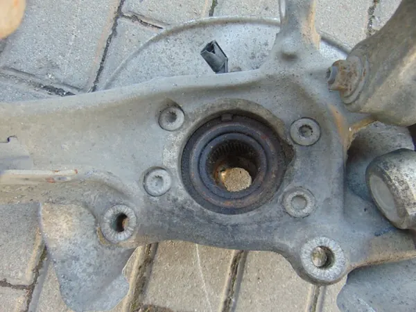 Amortizzatore anteriore sinistro Audi A4 B8 Kombi 2.7 TDI image 5