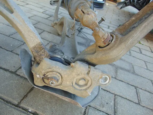 Amortizzatore anteriore sinistro Audi A4 B8 Kombi 2.7 TDI image 8