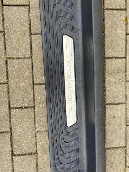 Mercedes Clase V 447 Tapacantos LED OEM A4476802606 image 4