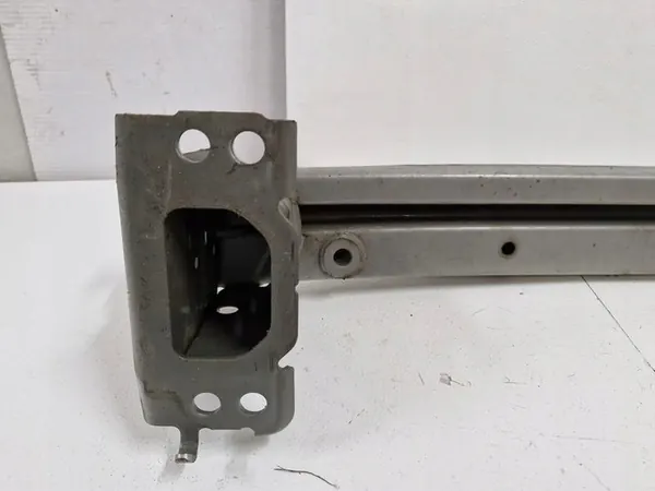 TOYOTA AURIS I 1 Etupuskuri Vahvistus image 10