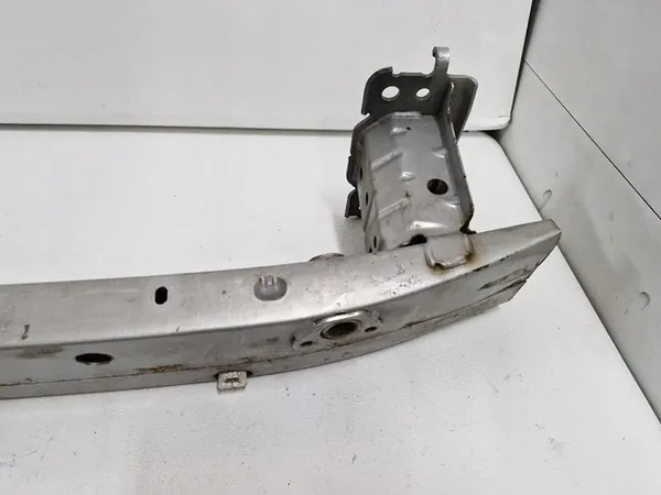 TOYOTA AURIS I 1 Etupuskuri Vahvistus image 3