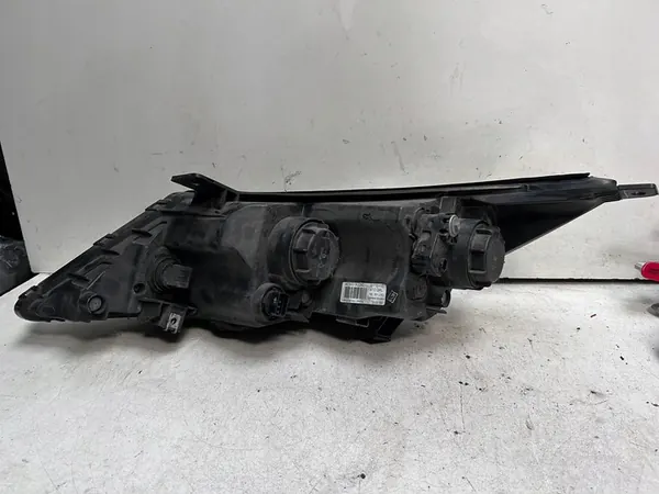 Faros KIA Sportage 3, LED 921023U250 image 3