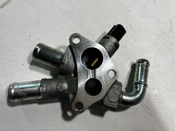 TOYOTA LEXUS Vesiliitin Lämpöanturi 89422-33040 image 3