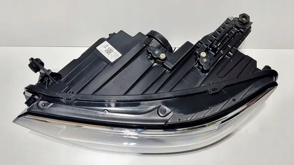 Vasen Full LED Ajovalo VW Passat B8 Lift image 3