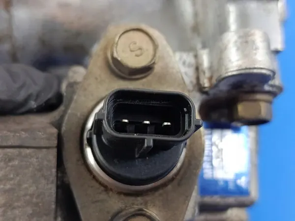 Bomba de Alta Presión Mitsubishi Carisma 1.8GDI MD351017 image 6