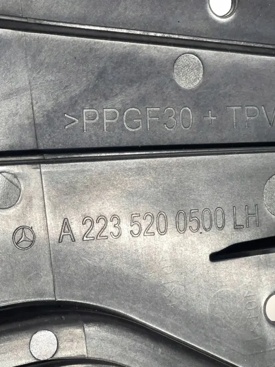 OEM A2235200500 Vasen puskurikannen levy Mercedes S-sarja image 4