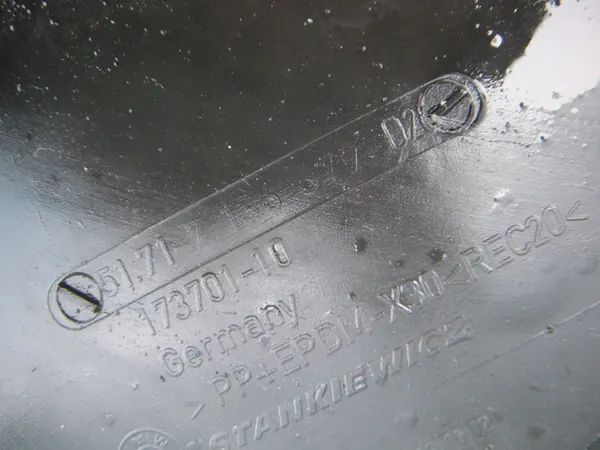 BMW 7 IV E65 3.0D LIFT Front Left Wheel Arch 51717136679 image 4