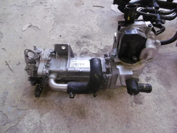 Arrefecedor EGR OEM 04951 para Kia Sportage - Usado image 2